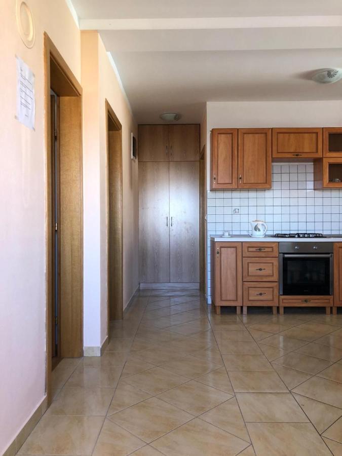 Apartment Milka Vir Exterior photo